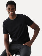 Camiseta Manga Curta Friso Gola
